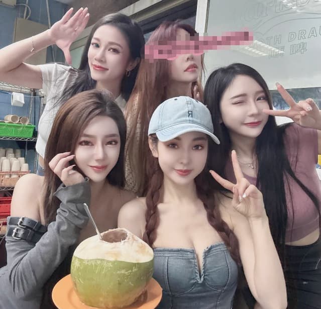0.jpg